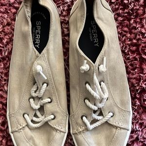 Size 10 Sherry top slider no longer able to wear